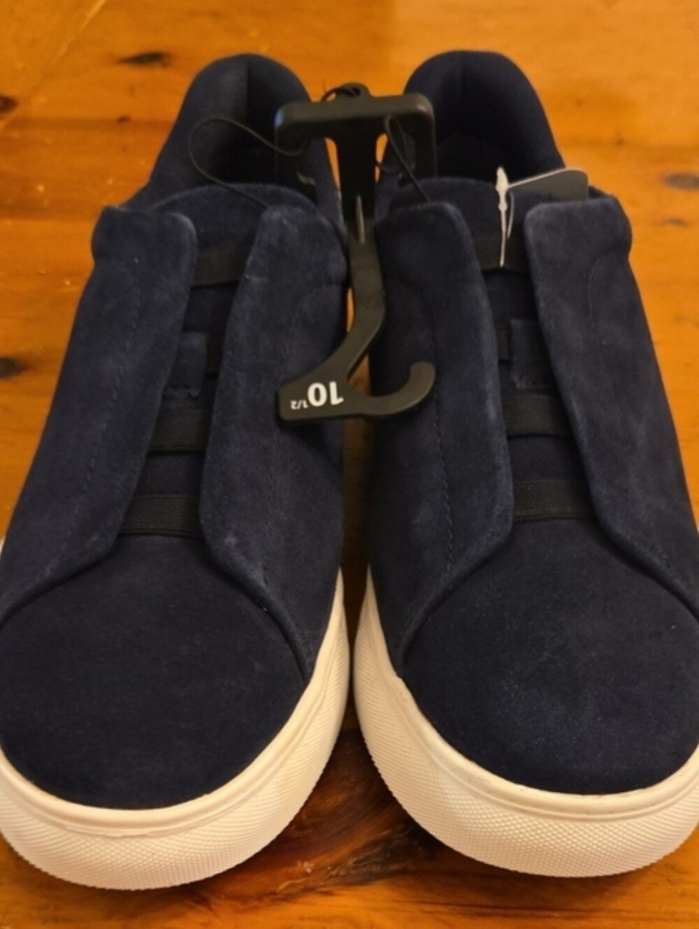Men's Slip-On Suede Sneakers in Navy with White Sole Sz 10.5